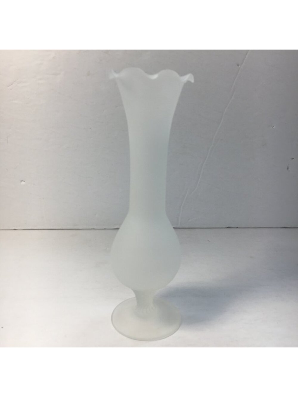 Frosted Glass Bud Vase 7.5" Elegant Home Decor Ruffled Top Scalloped Rim